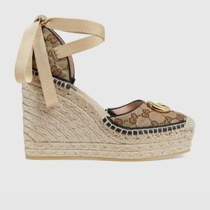 Gucci matelasse espadrilles New in box size 39